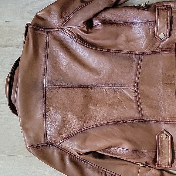 Massimo Dutti genuine leather moto jacket in size XS. - Picture 10 of 16